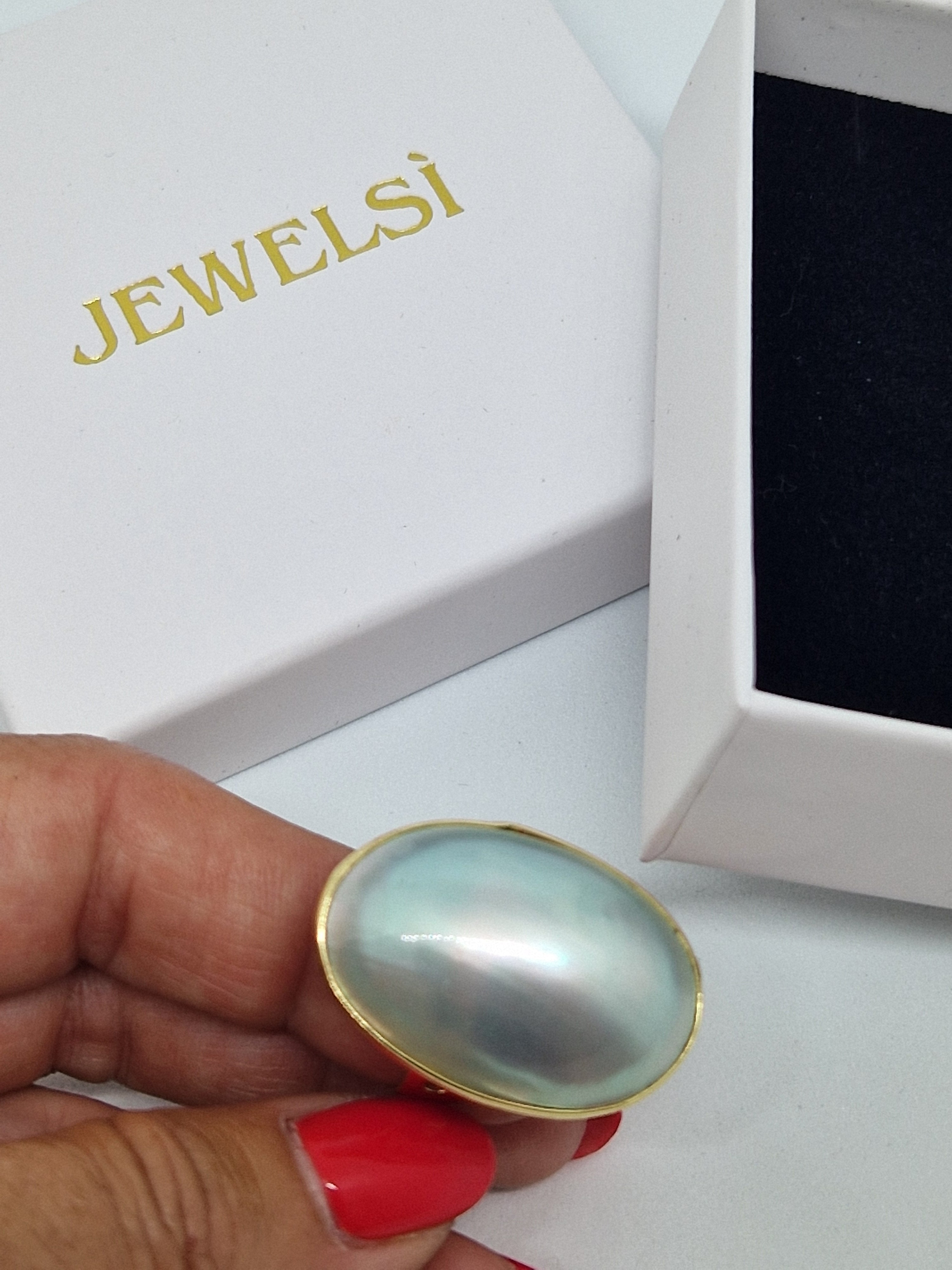 Anello Dea con madreperla